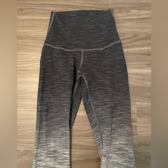 Lululemon Wunder Under Pant HR Ombre 31” inseam size 4 - Picture 6 of 10